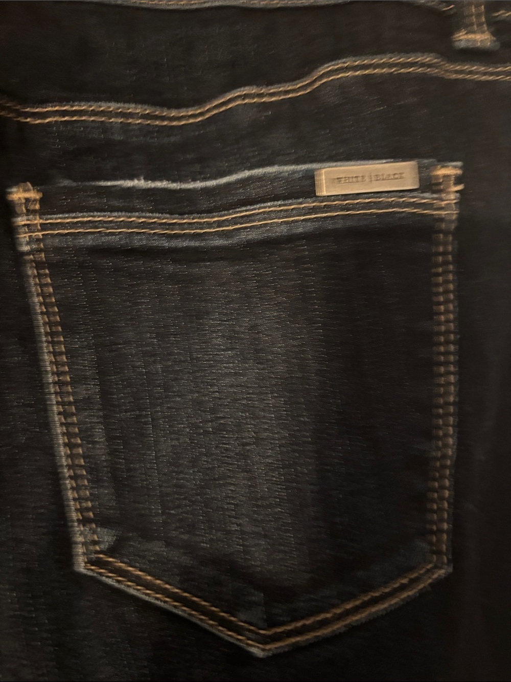 White House Black Market Men’s Black Slim Straight Jeans with Contrast Stitching